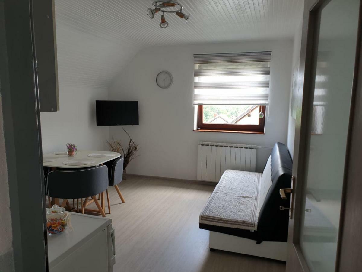 Apartman Laura Smoljanac Esterno foto